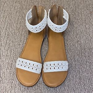 American Eagle sandals